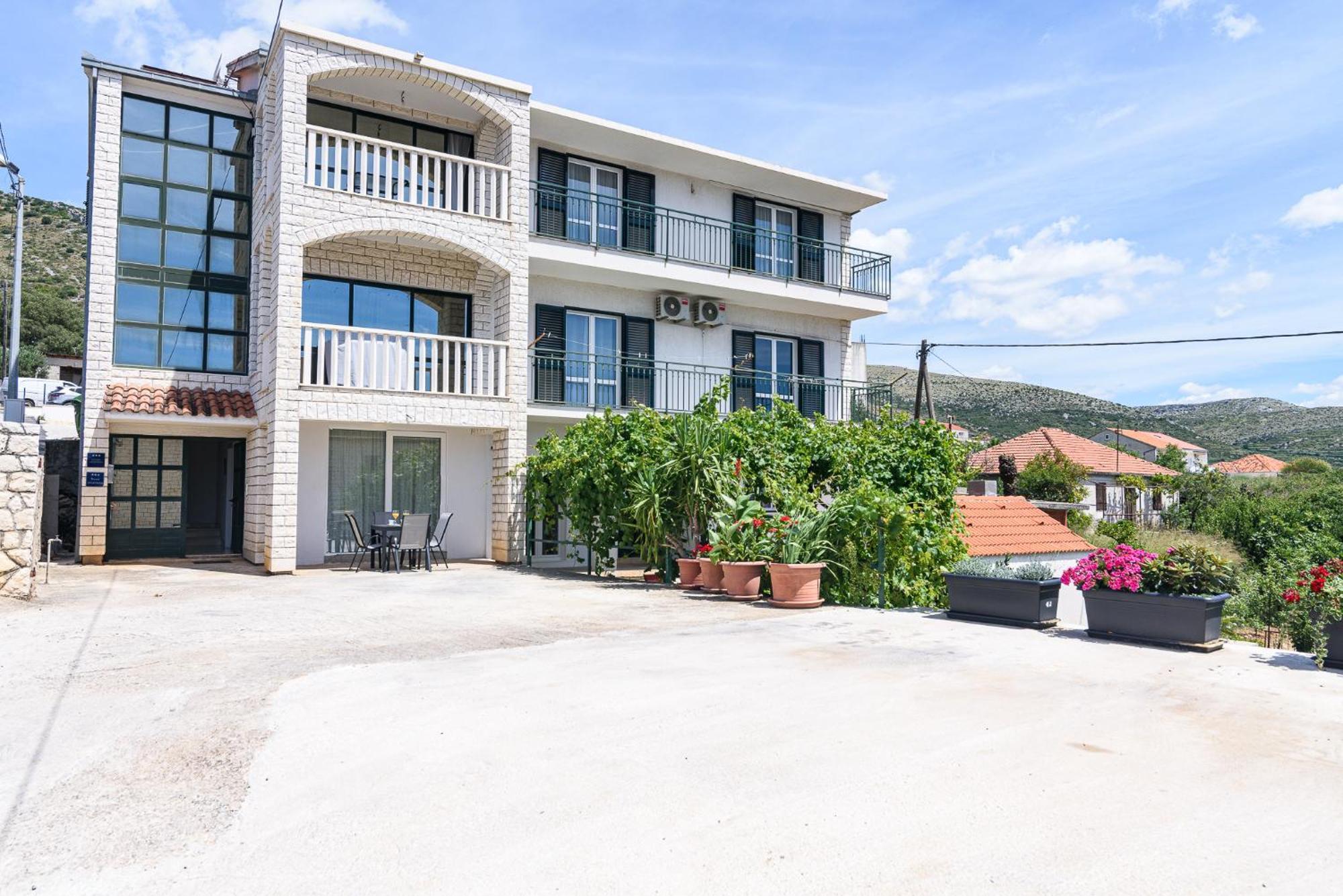 Apartments Eva トロギール エクステリア 写真